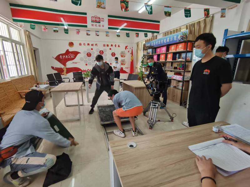追星女孩心理学分析报告：巴林右旗广告片拍摄公司揭秘饭圈应援式传播逻辑